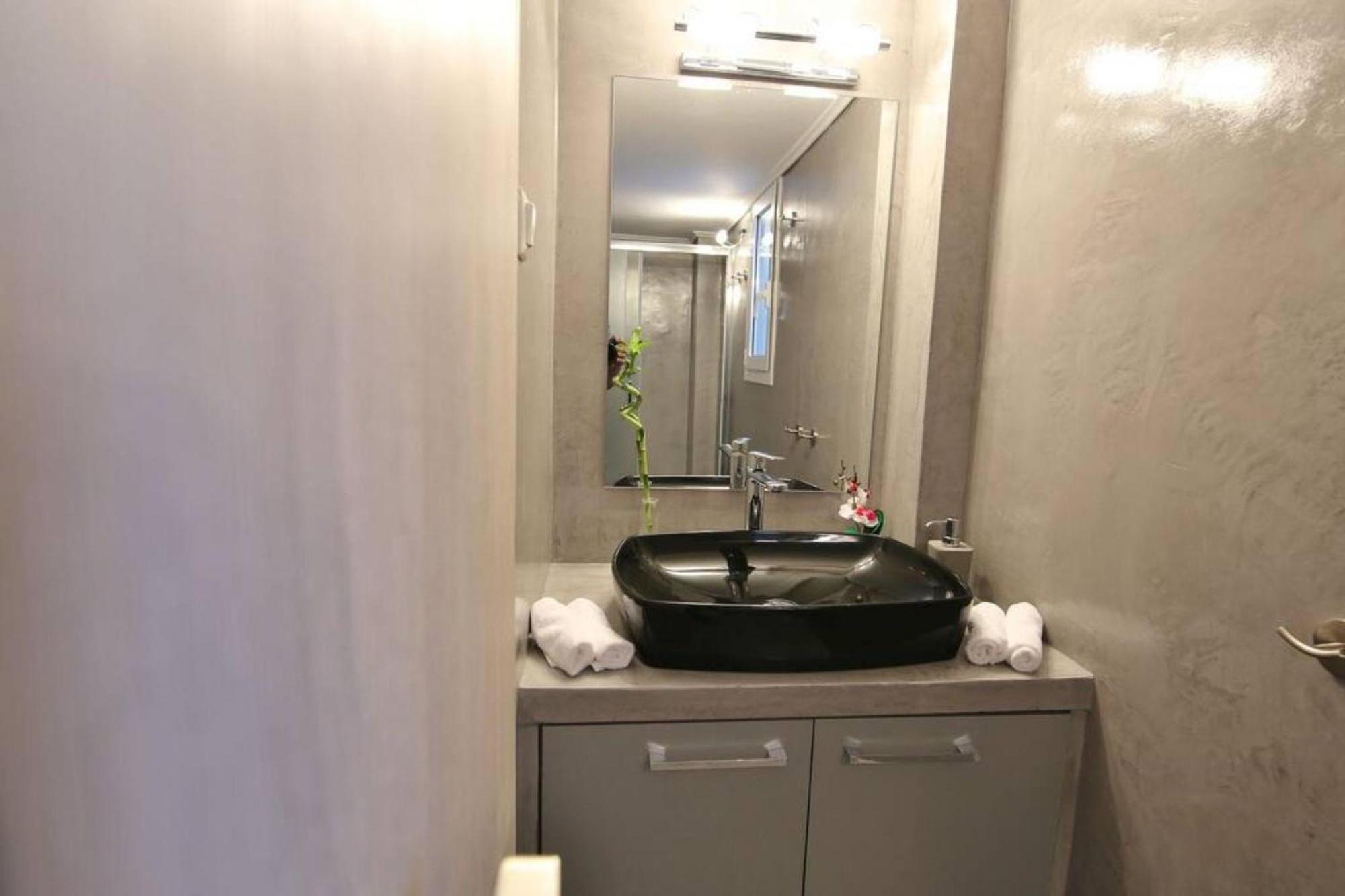 Penthouse Lux Flat With 2 Bd Next To Larissis Apartamento Atenas Exterior foto