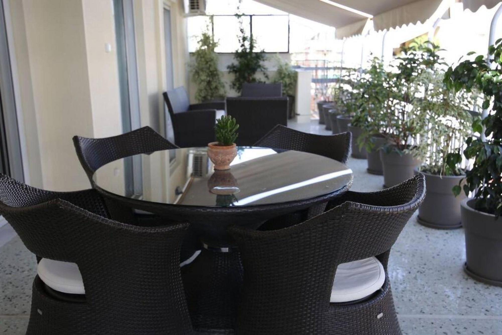 Penthouse Lux Flat With 2 Bd Next To Larissis Apartamento Atenas Exterior foto