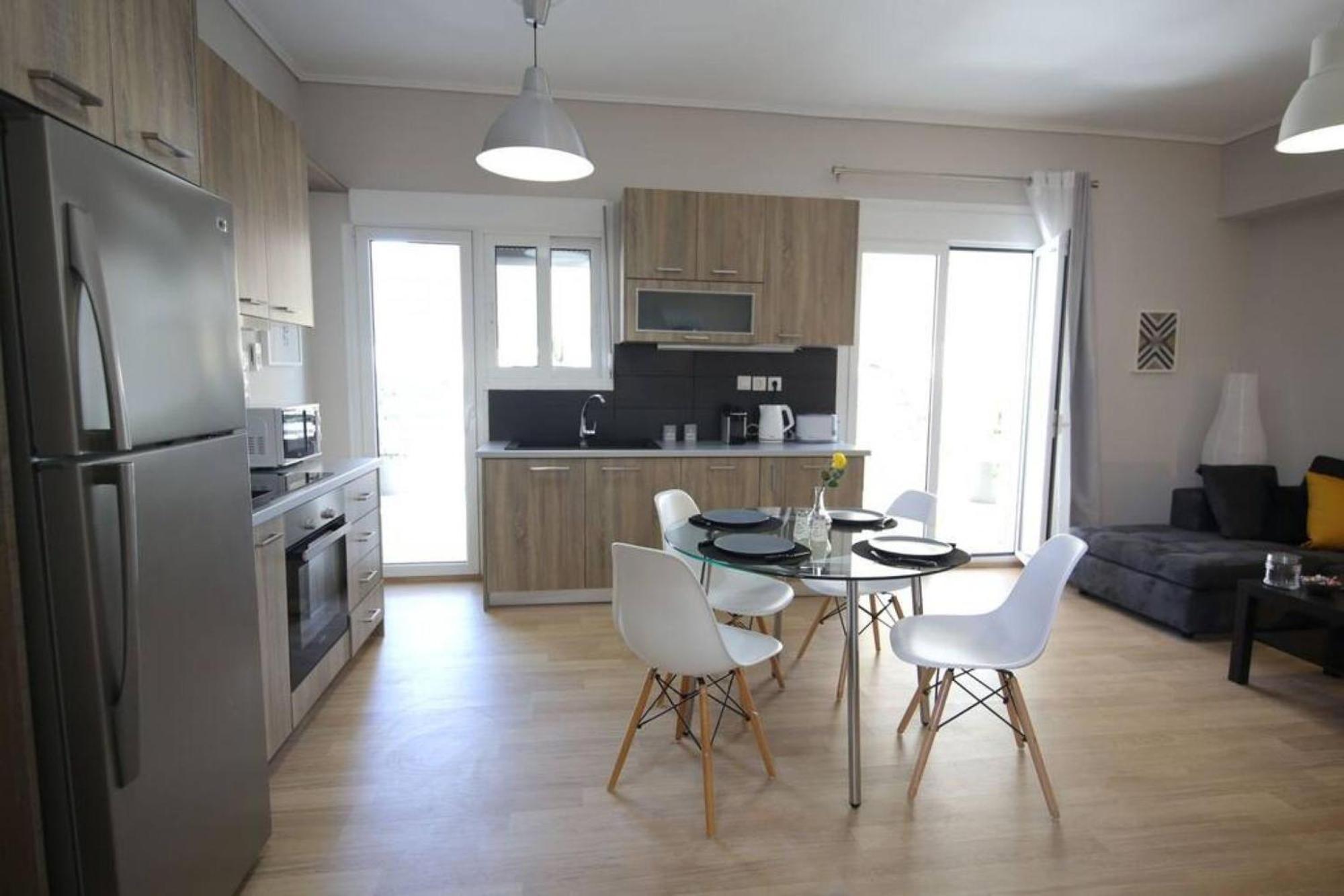 Penthouse Lux Flat With 2 Bd Next To Larissis Apartamento Atenas Exterior foto